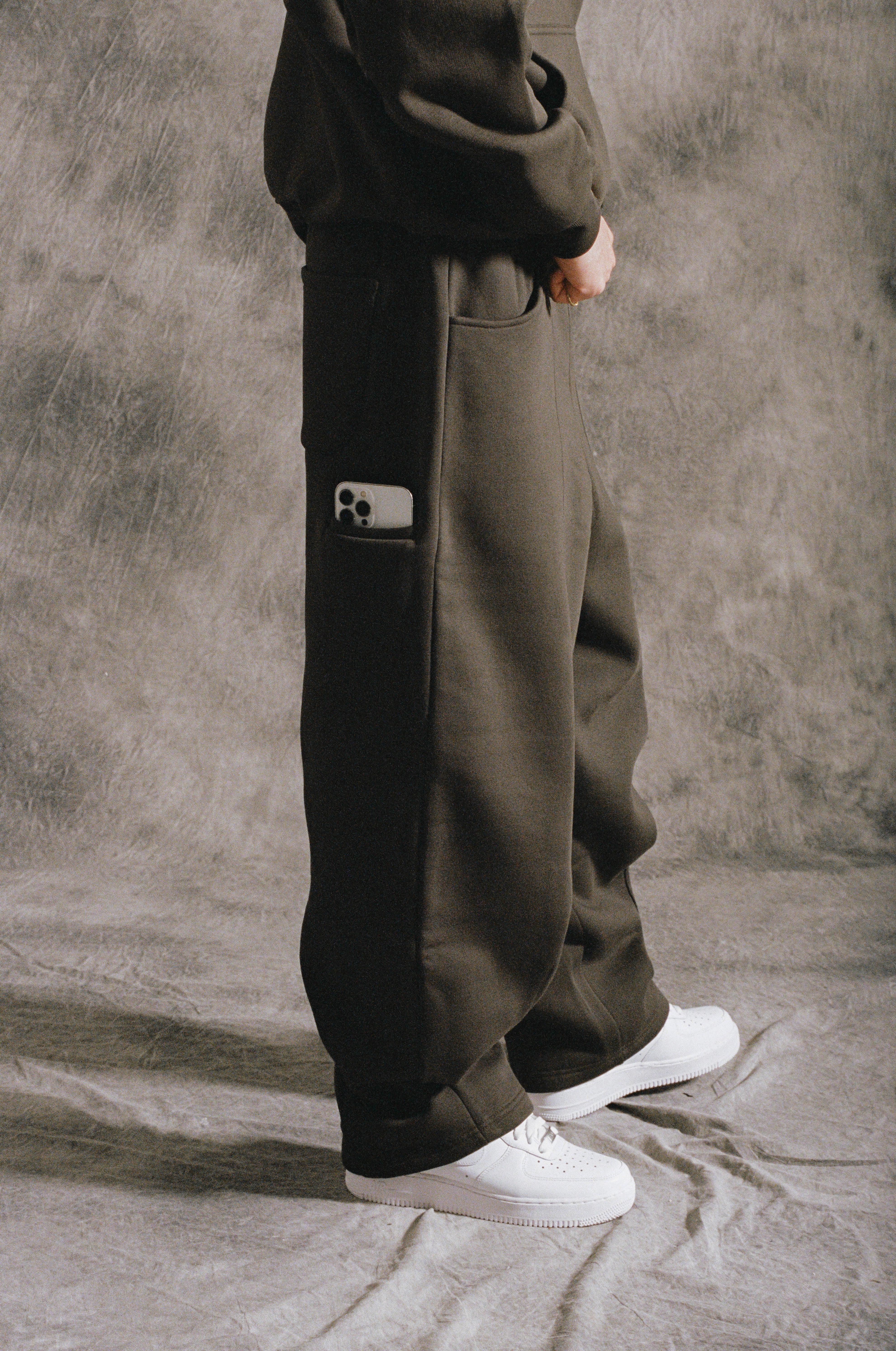 COZY STRAIGHT LEG SWEATS - COFFEE - SWEATS EU