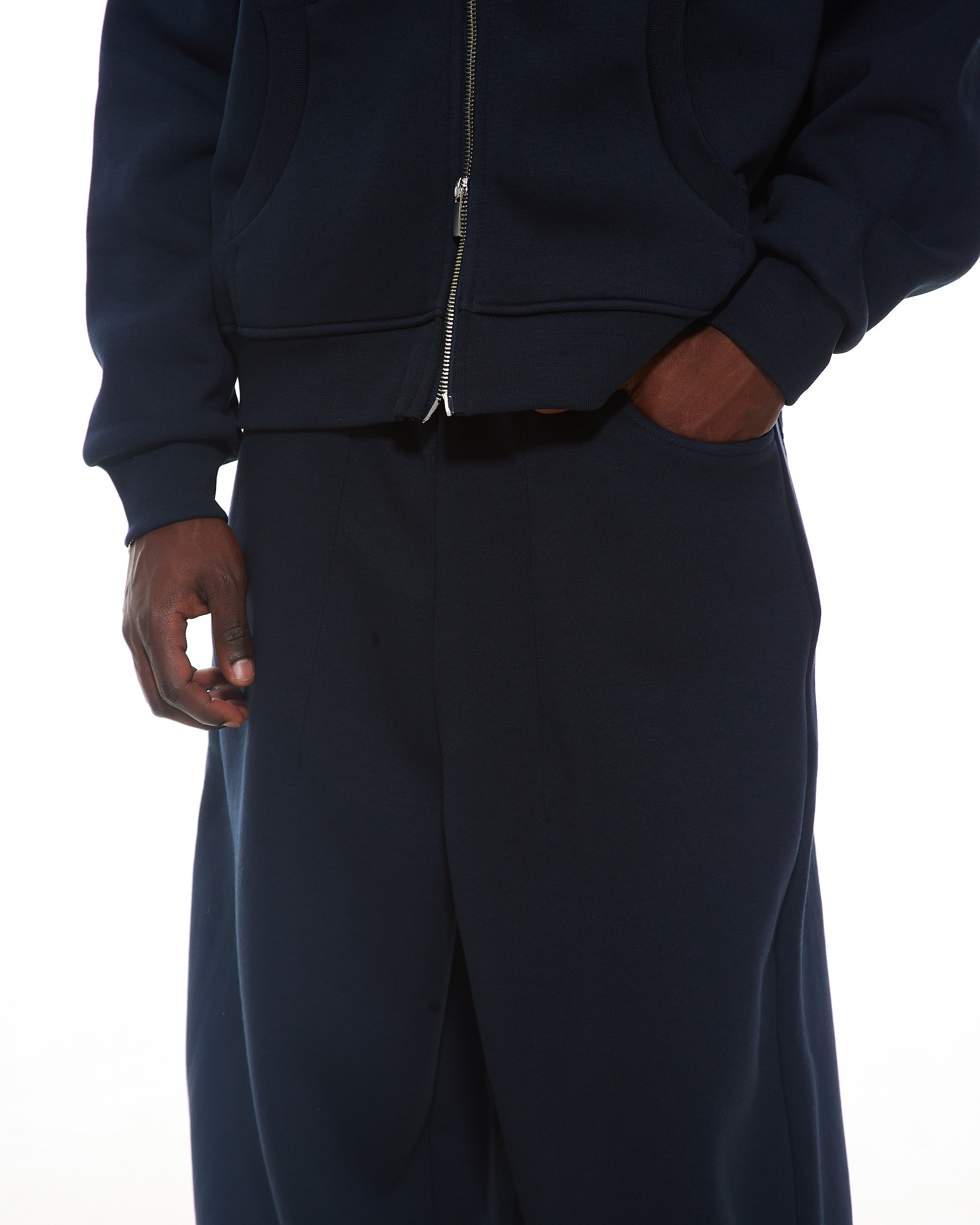 COZY STRAIGHT LEG SWEATS - NAVY - SWEATS EU