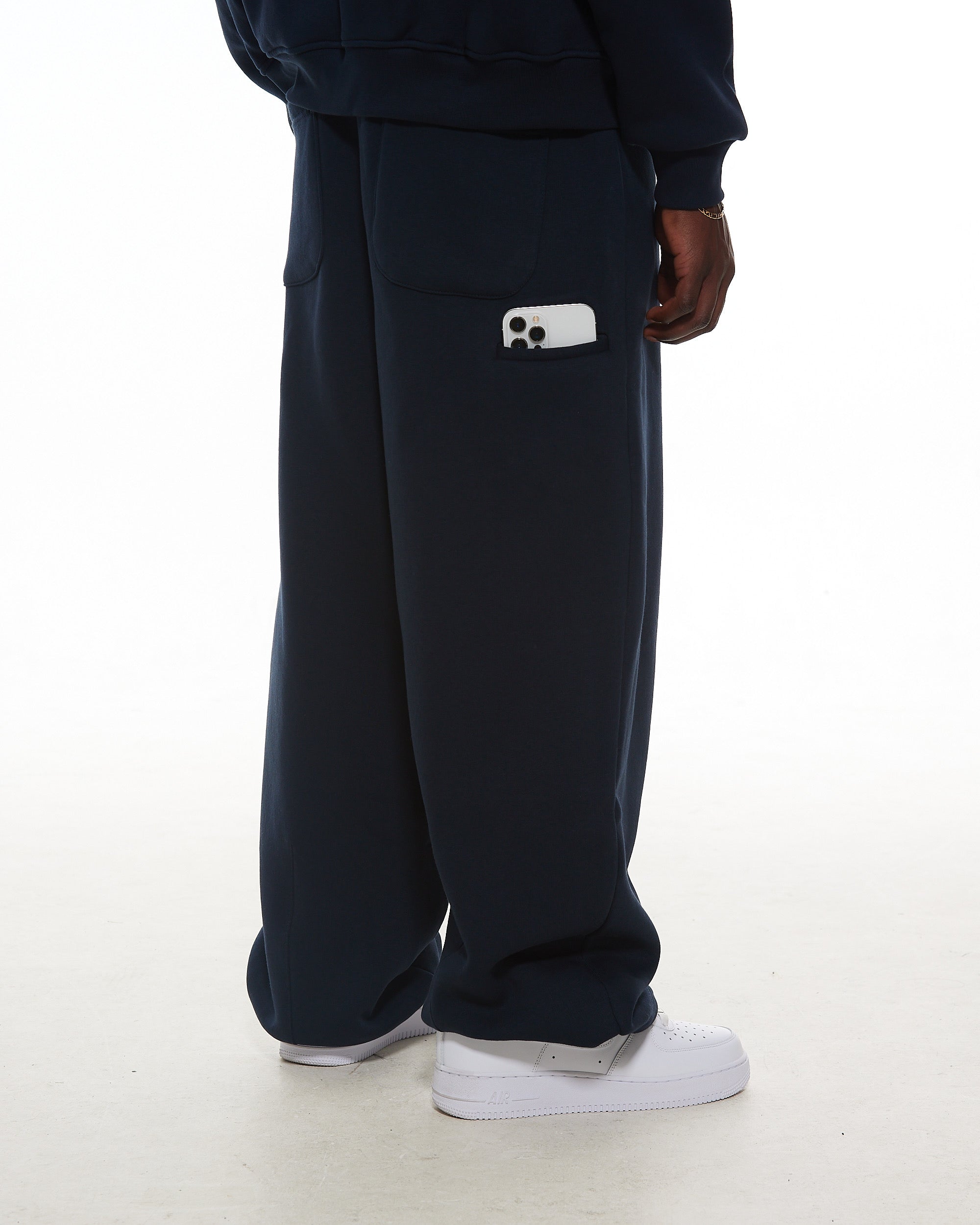 COZY STRAIGHT LEG SWEATS - NAVY - SWEATS EU
