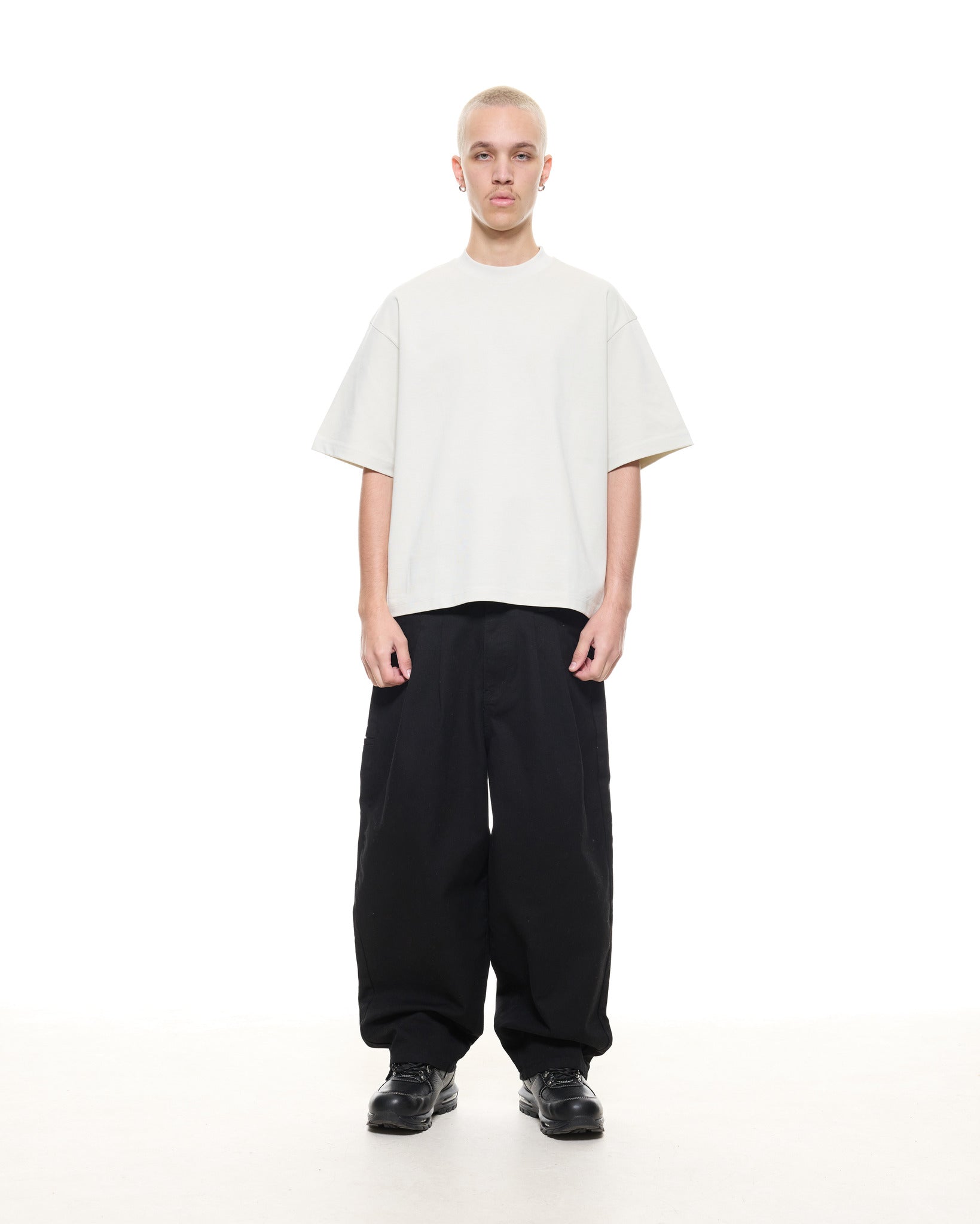 SIGNATURE BLANK T-SHIRT - CHALK - SWEATS EU