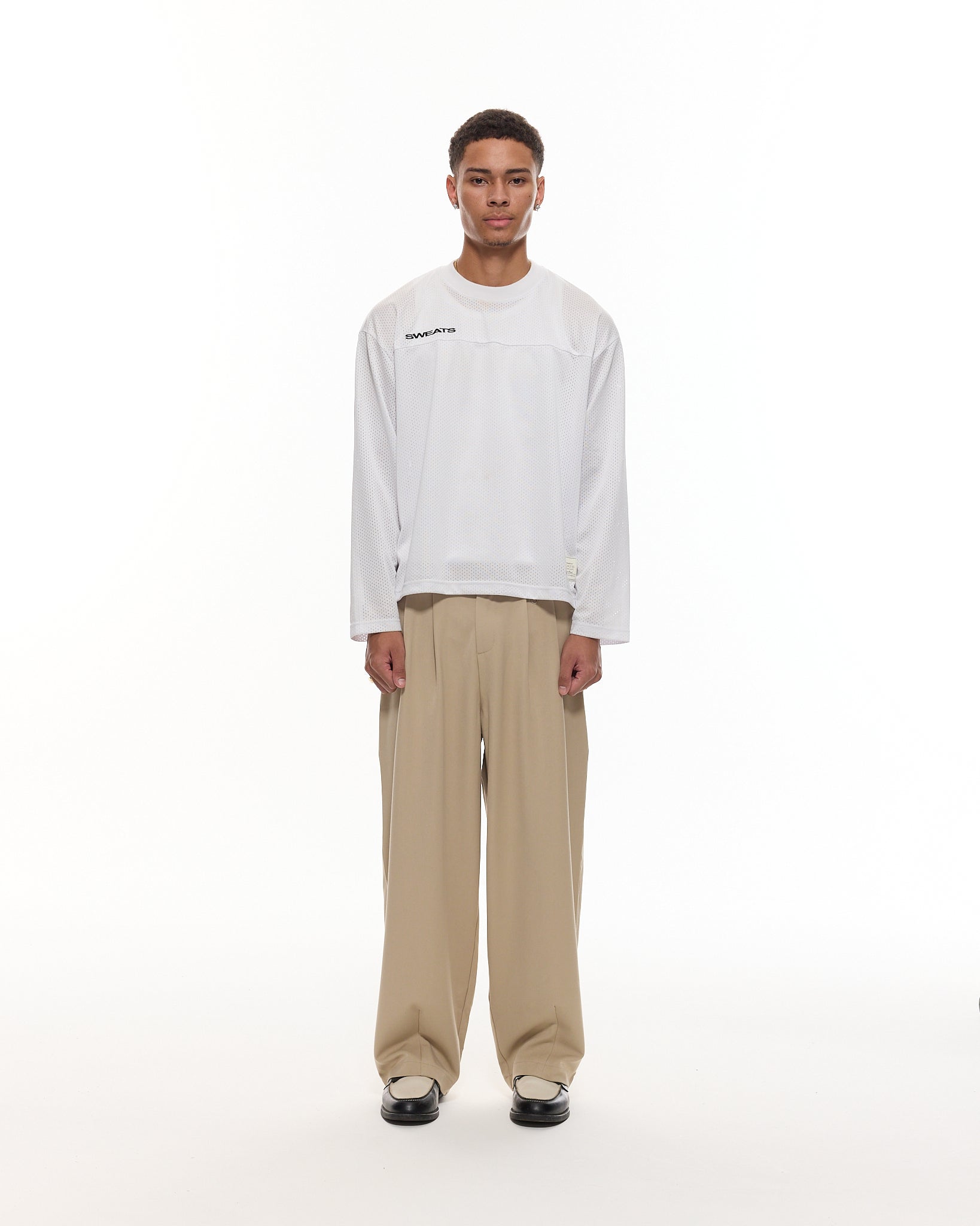PLEATED PANT - SAND - SWEATS EU