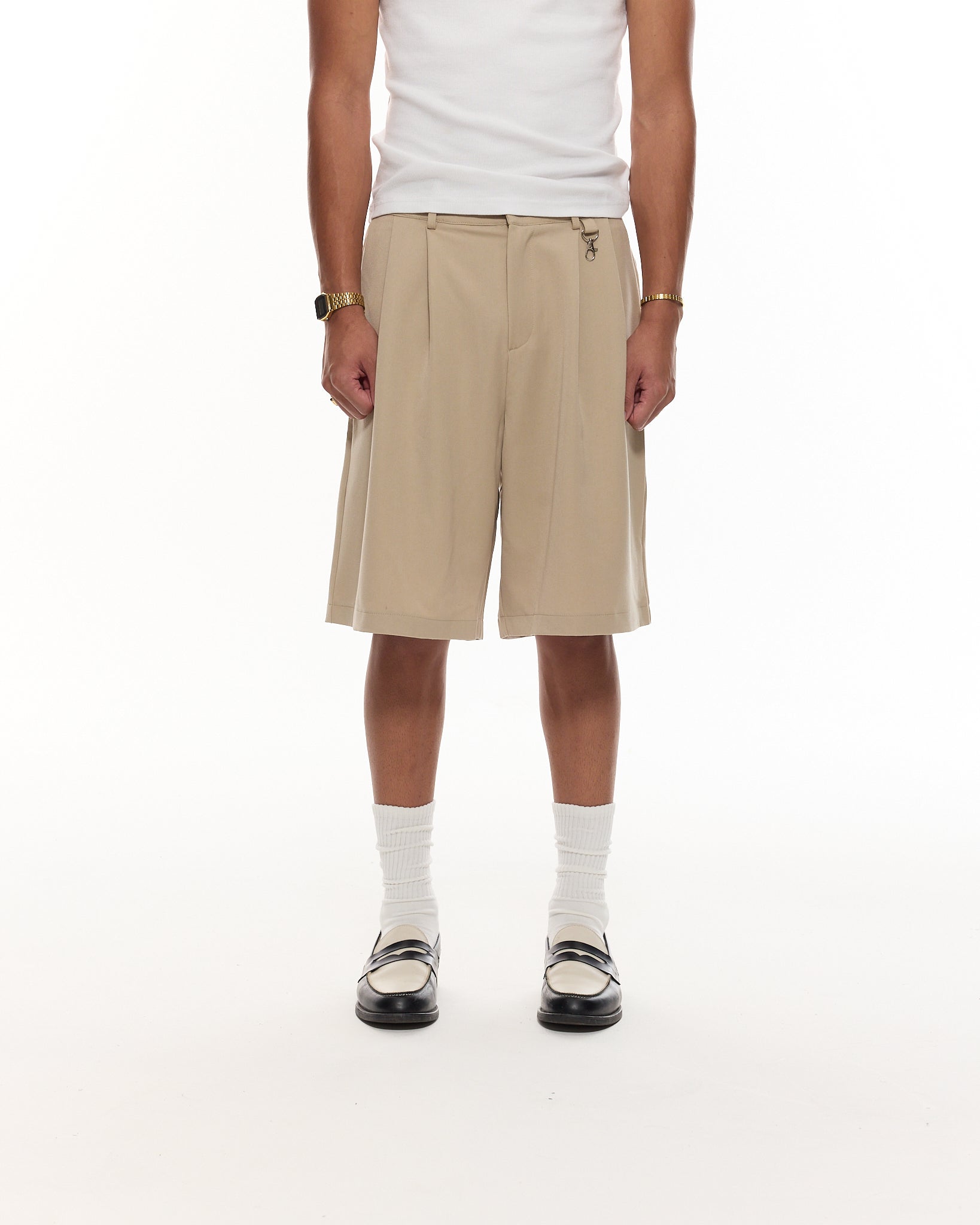 PLEATED SHORT - SAND