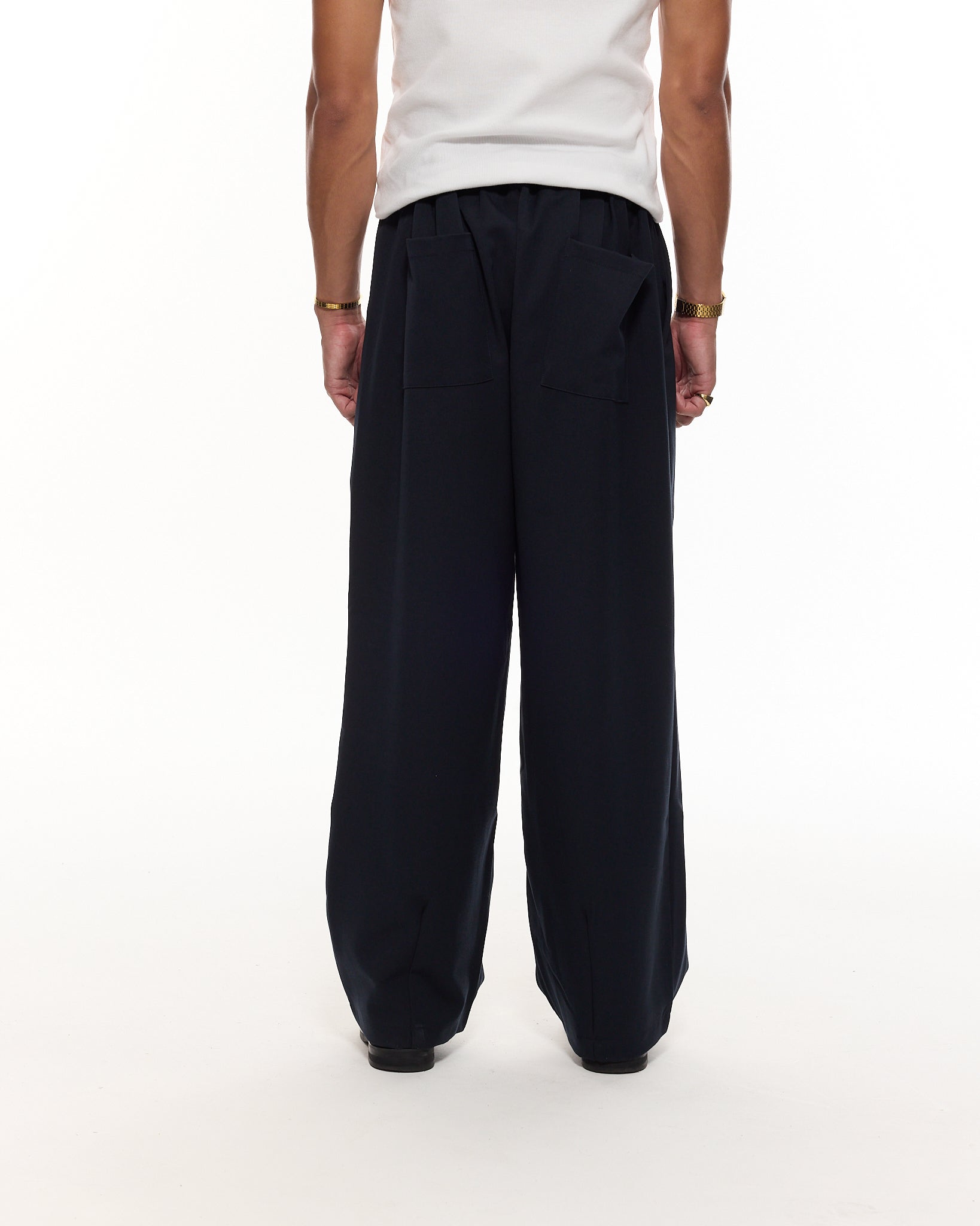 PLEATED PANT - NAVY - SWEATS EU
