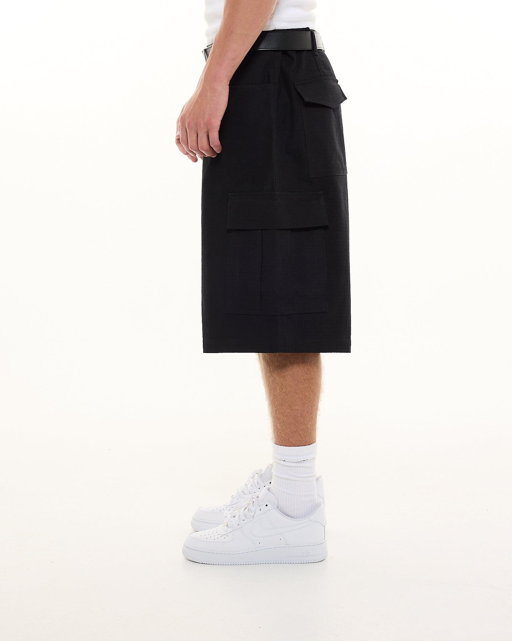 CARGO SHORT - BLACK - SWEATS EU