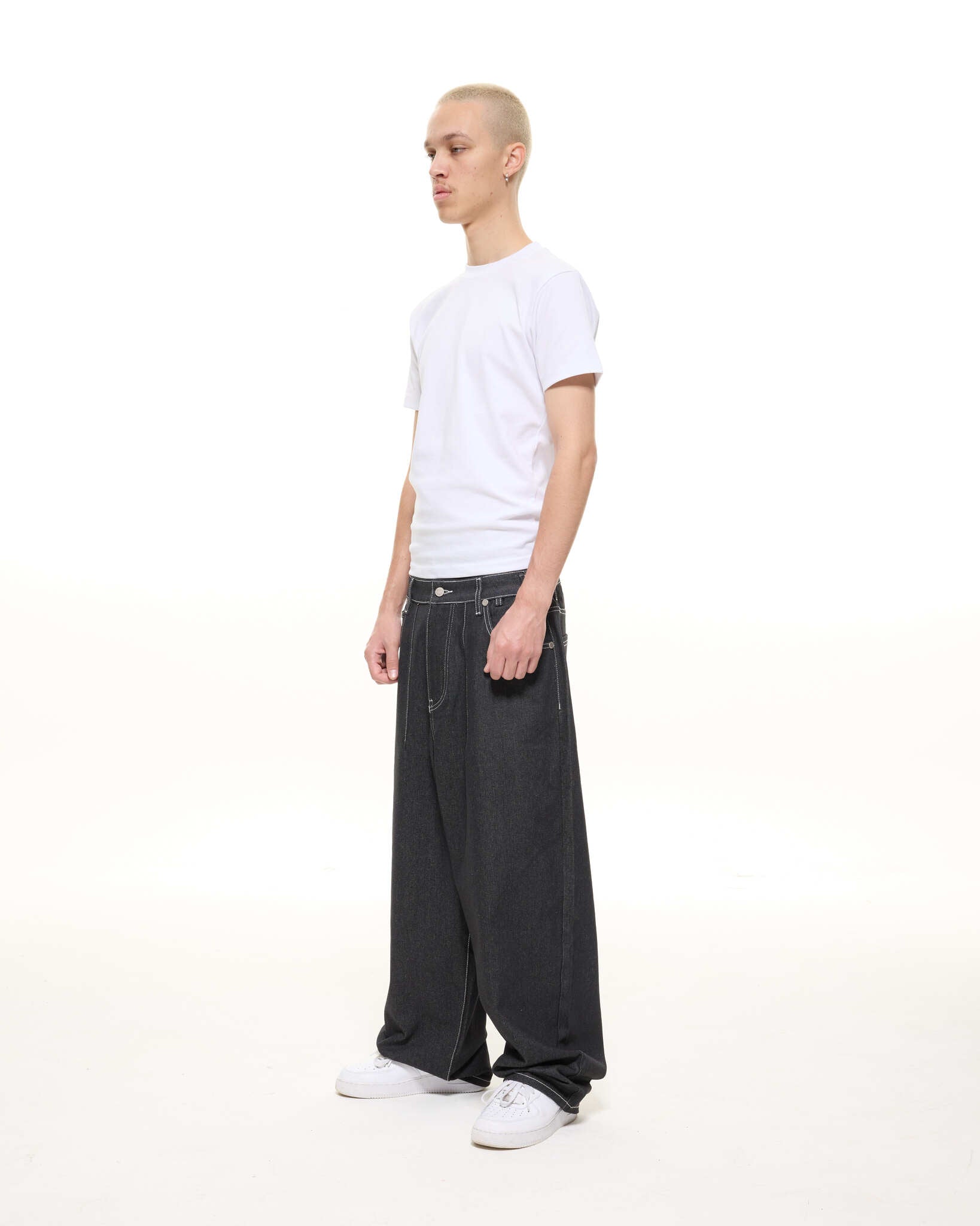 DENIM BAGGY JEANS - BLACK