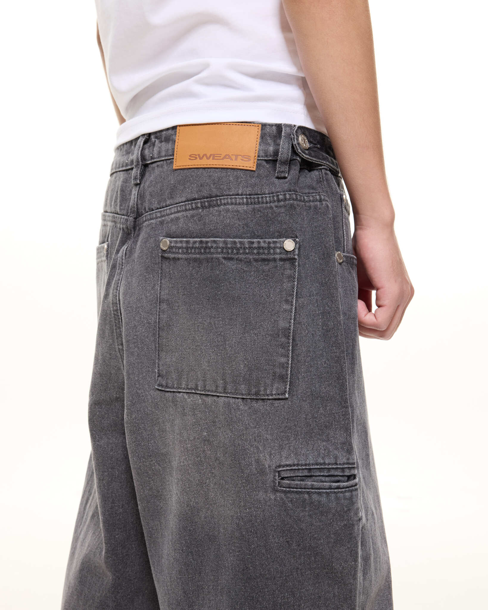 DENIM BAGGY JEANS - WASHED BLACK - SWEATS EU