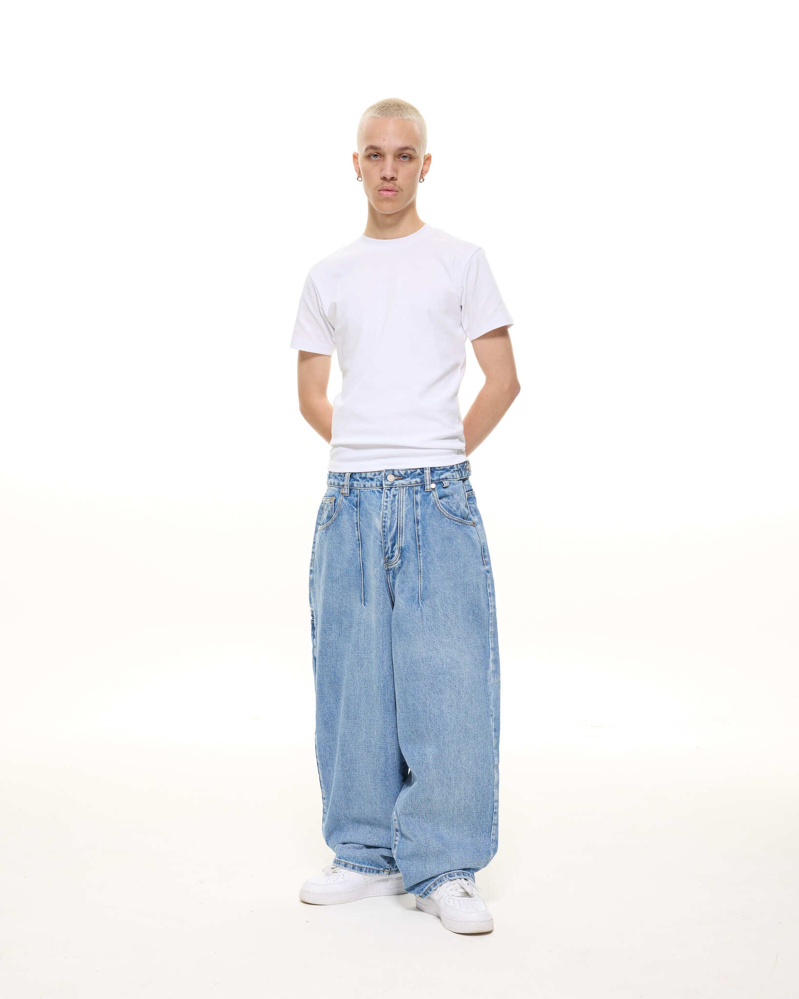 DENIM BAGGY JEANS - LIGHT BLUE - SWEATS EU