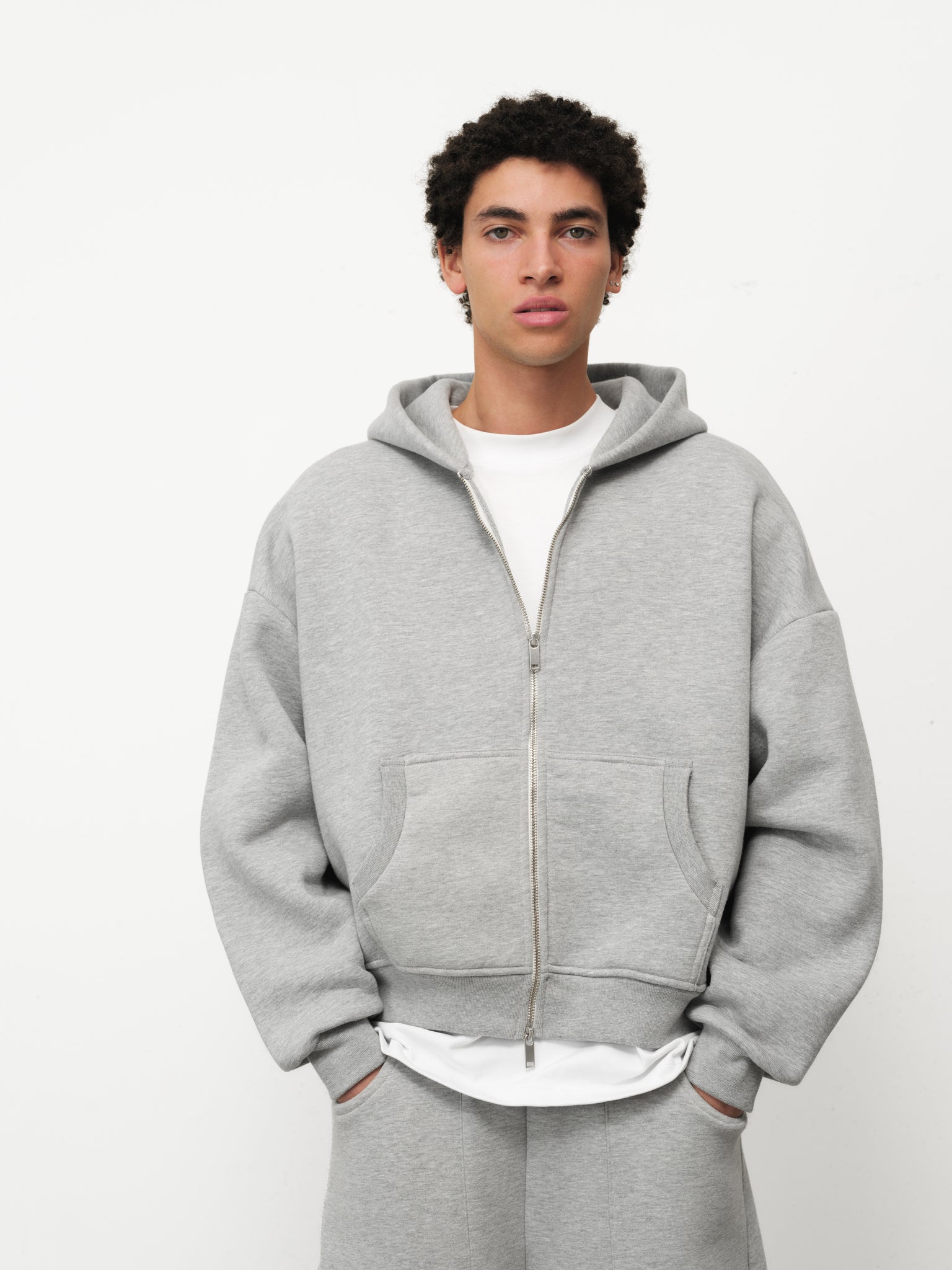COZY ZIP UP - GREY
