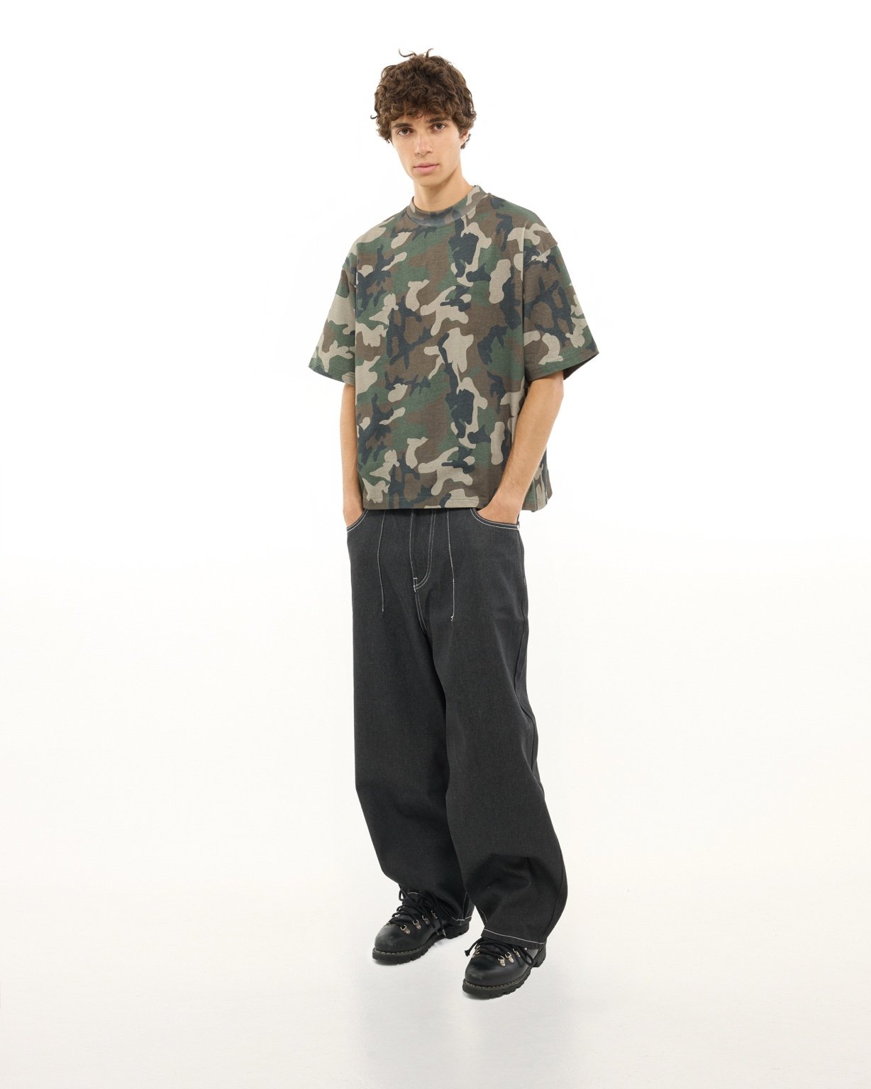 SIGNATURE BLANK T-SHIRT - CAMO - SWEATS EU