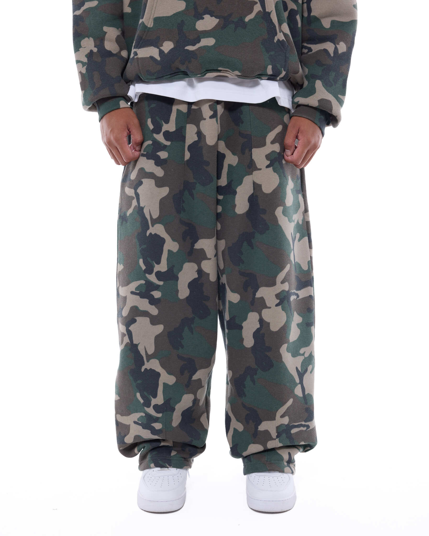 COZY STRAIGHT LEG SWEATS - CAMO - SWEATS EU