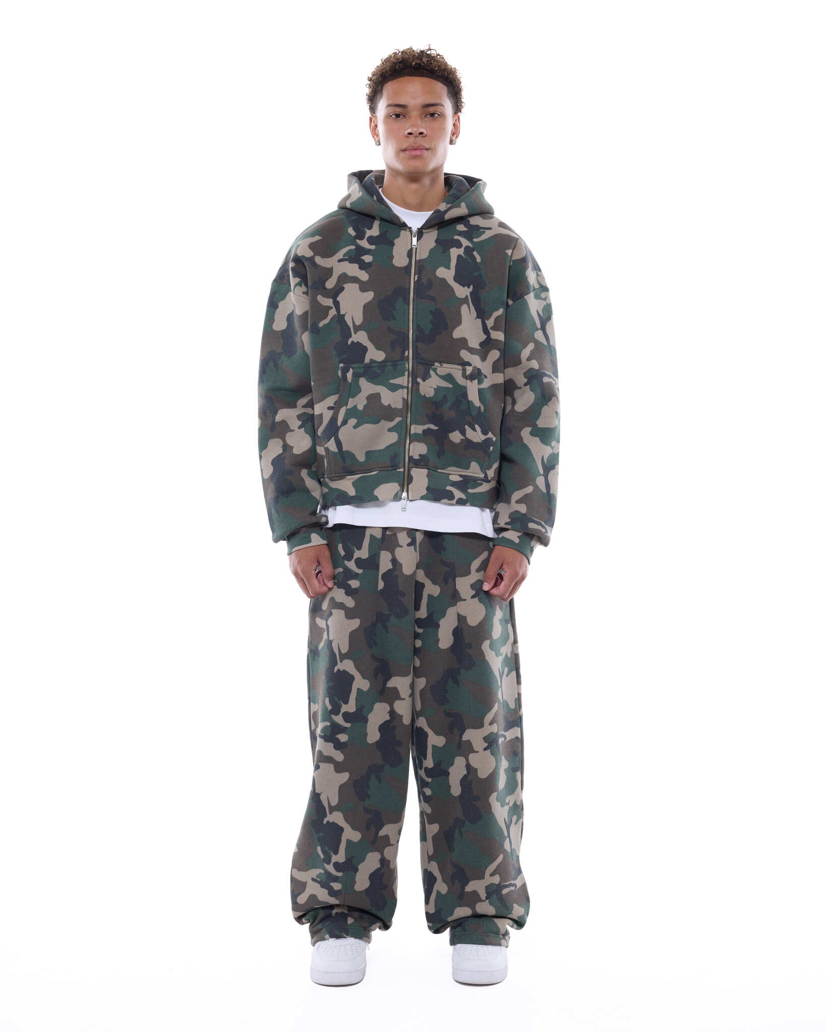 COZY ZIP UP - CAMO - SWEATS EU