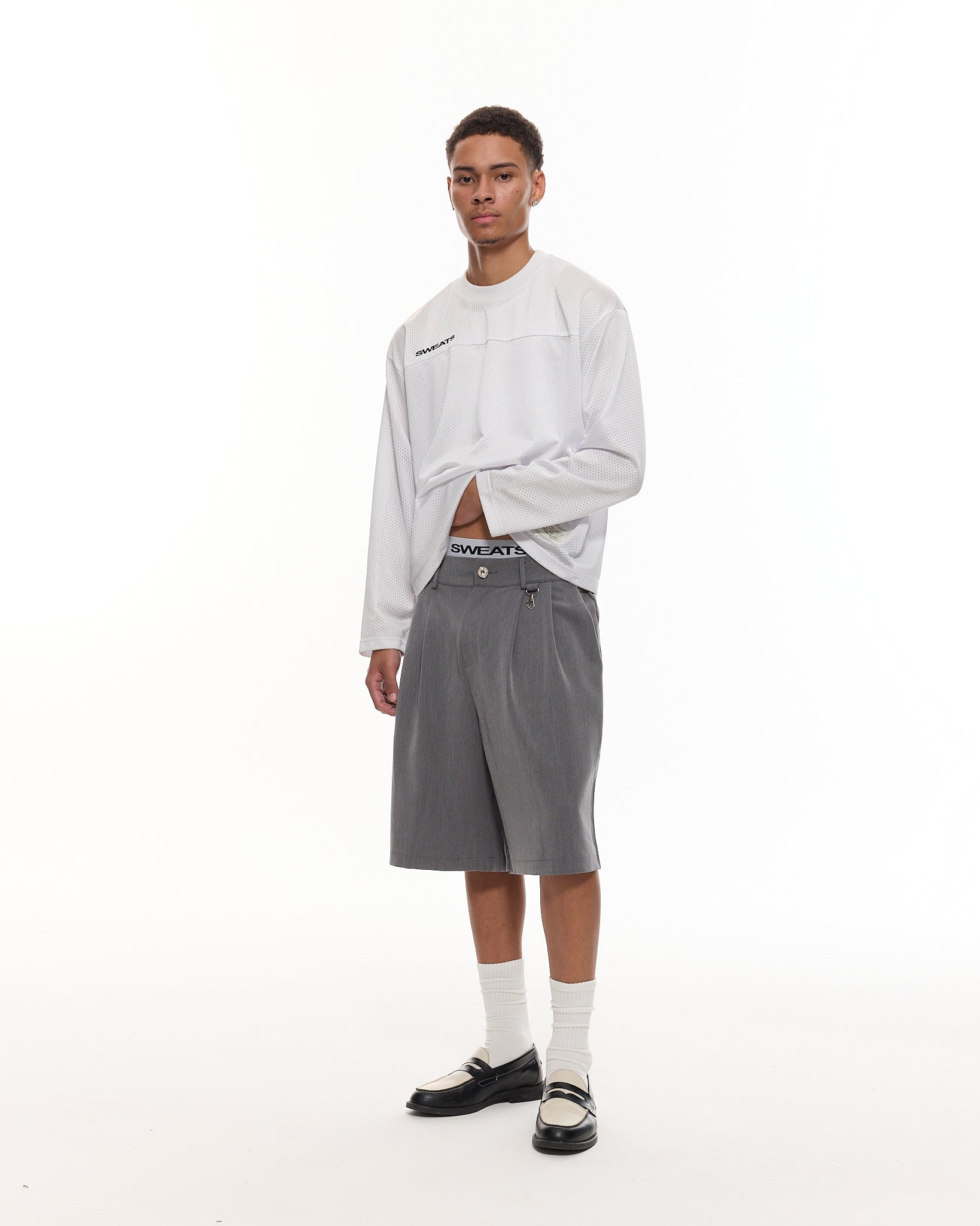 PLEATED SHORT - GREY