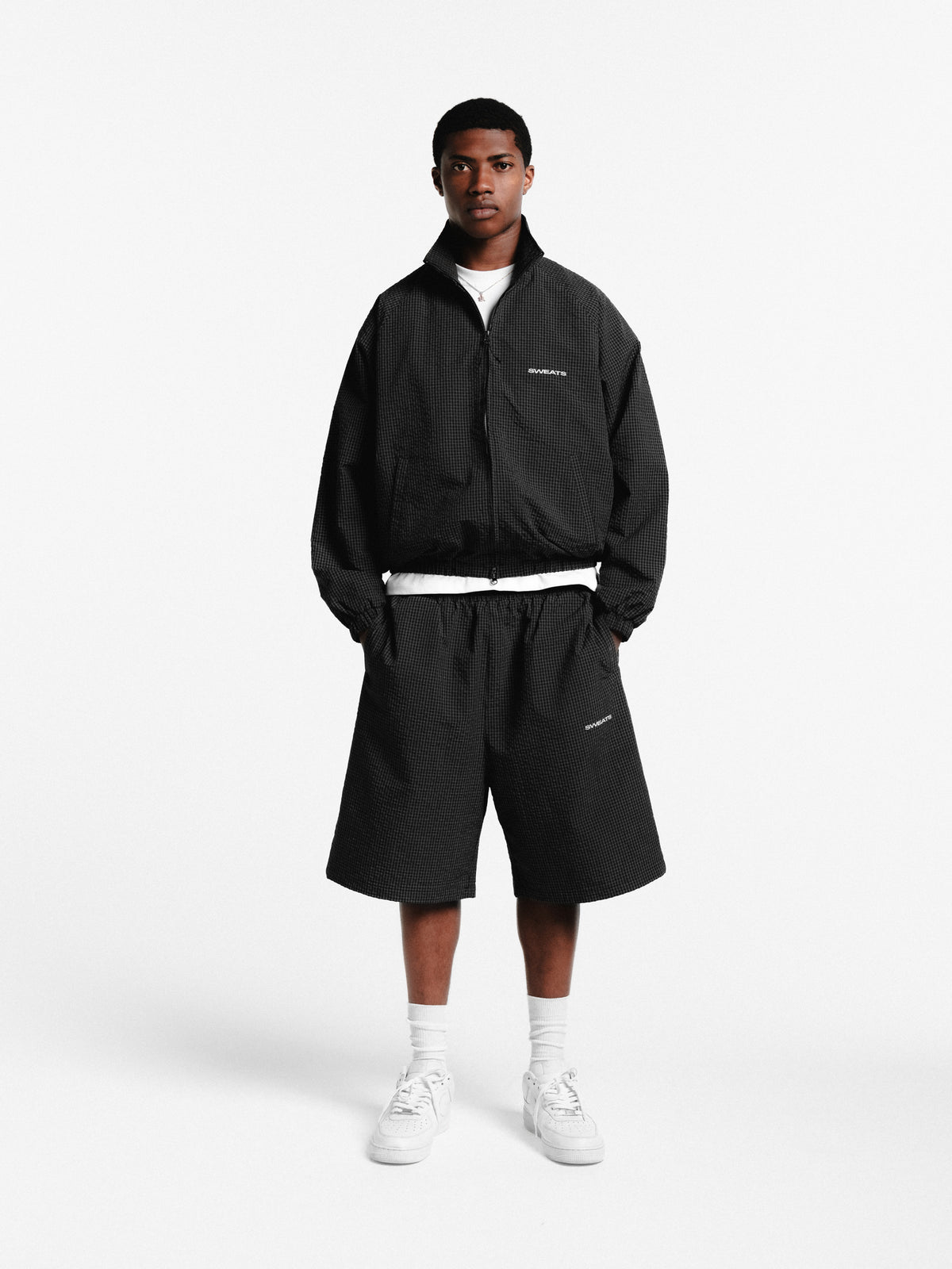 CHECKERED TRACK SHORT - BLACK/WHITE