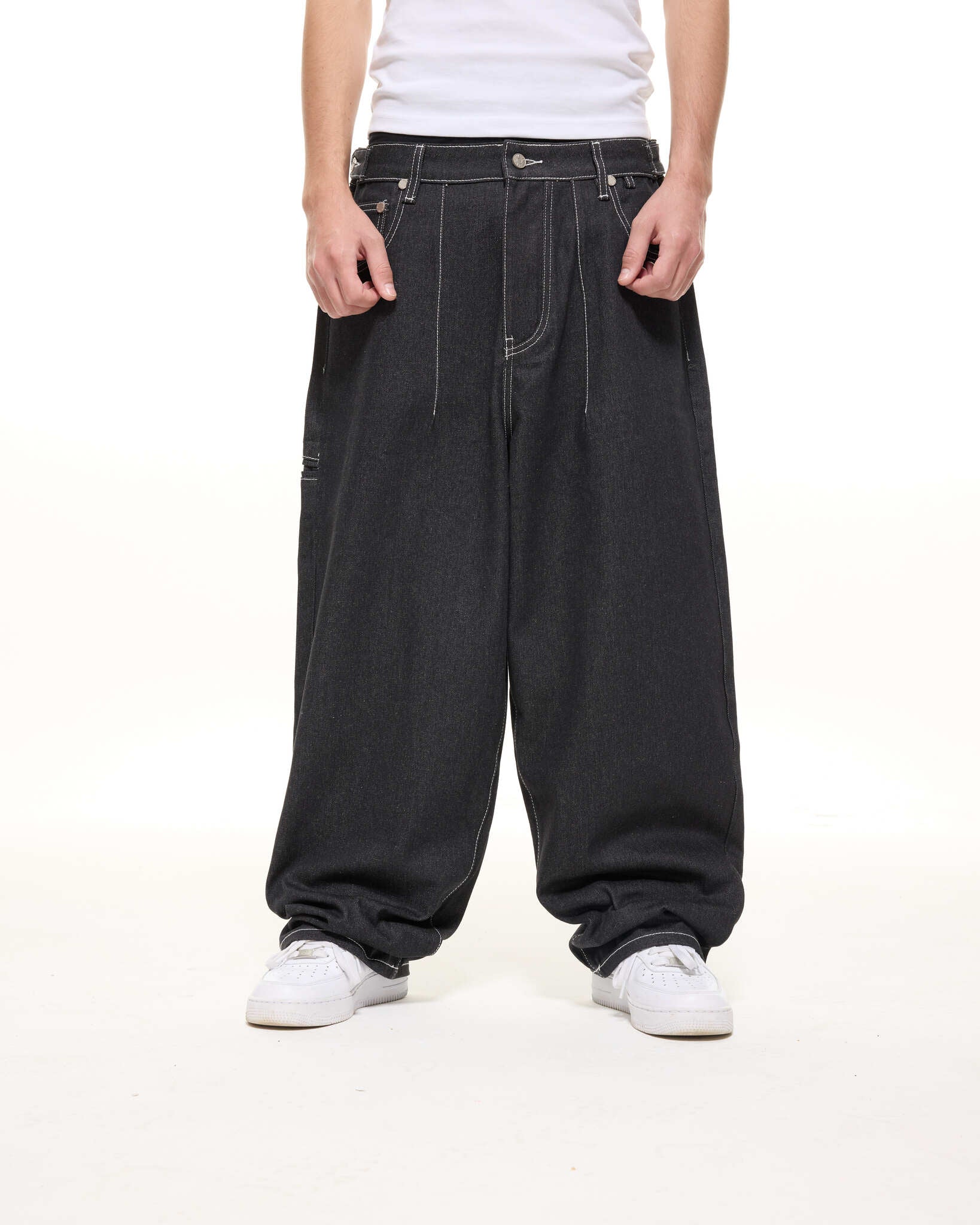 DENIM BAGGY JEANS - BLACK DENIM BAGGY JEANS - BLACK